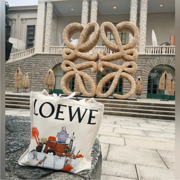 Loewe gift tote - Picture 2 of 10